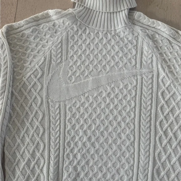 Nike Life Men's Cream Cable Knit Turtleneck Sweater Size Small - FB7770-072 - Picture 8 of 12